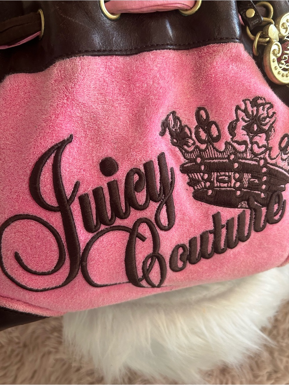 Vintage 2010 Juicy Couture Bubblegum Pink Terry Daydreamer Bag Key Charm SOLD!!! - Picture 4 of 16